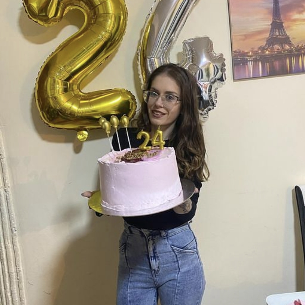 Meet your Posher, Lexi